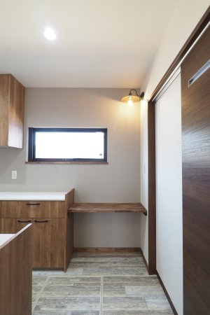 キッチン横にワークスペース